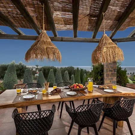 Luxury Golden Crest With Private Swimming Pool Villa *