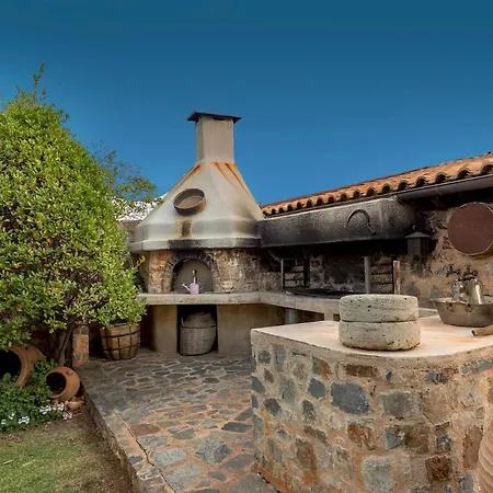 Luxury Golden Crest With Private Swimming Pool *
