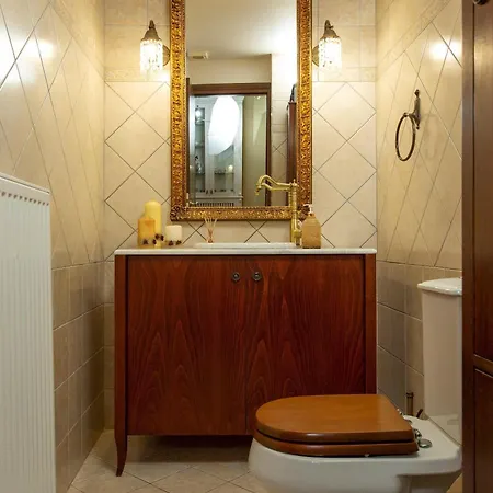 Luxury Golden Crest With Private Swimming Pool *