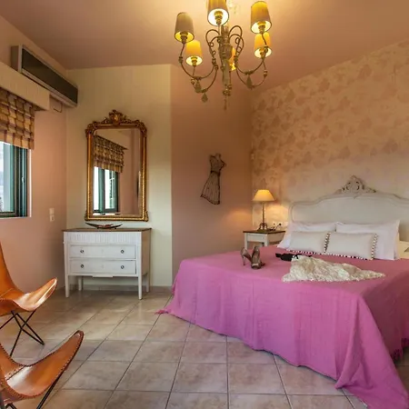 Luxury Golden Crest With Private Swimming Pool Villa Hersonissos (Crete)